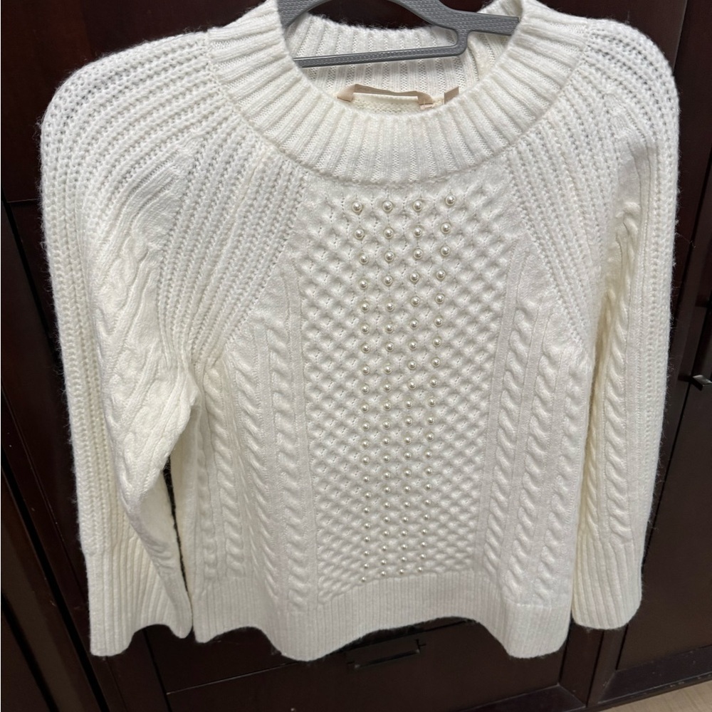 White sweater with pearls